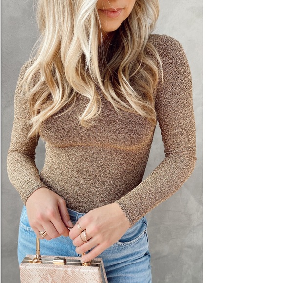 NWOT SHOW ME YOUR
MUMU Party Time Bodysuit in Gold Shinny Shine size L - Picture 7 of 13